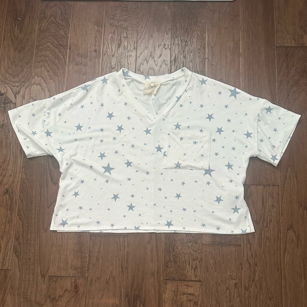 Fantastic Fawn Star shirt size large